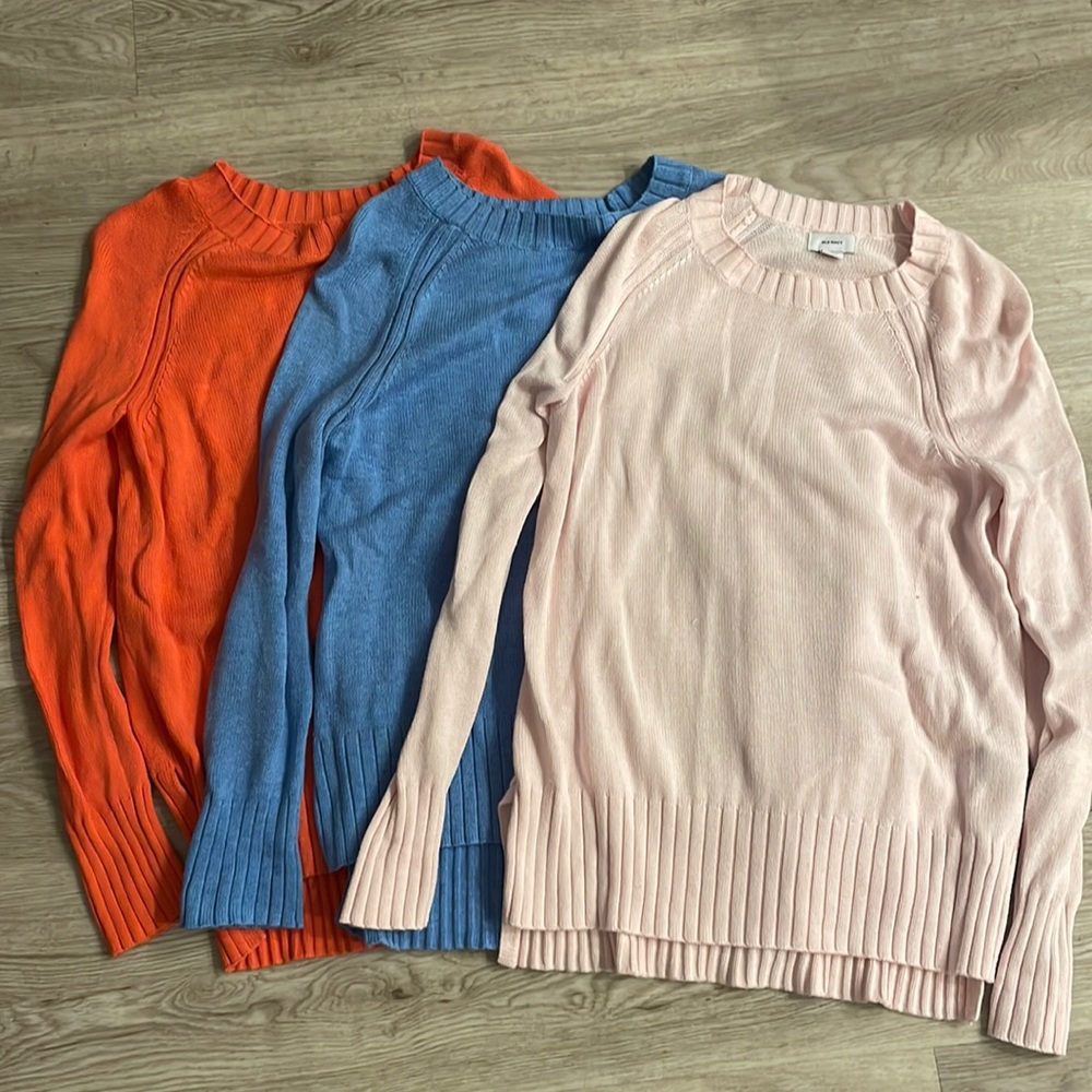 3 for 1 Old Navy Crewneck Sweaters Size M and S